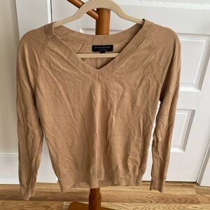 V-neck Banana Republic sweater